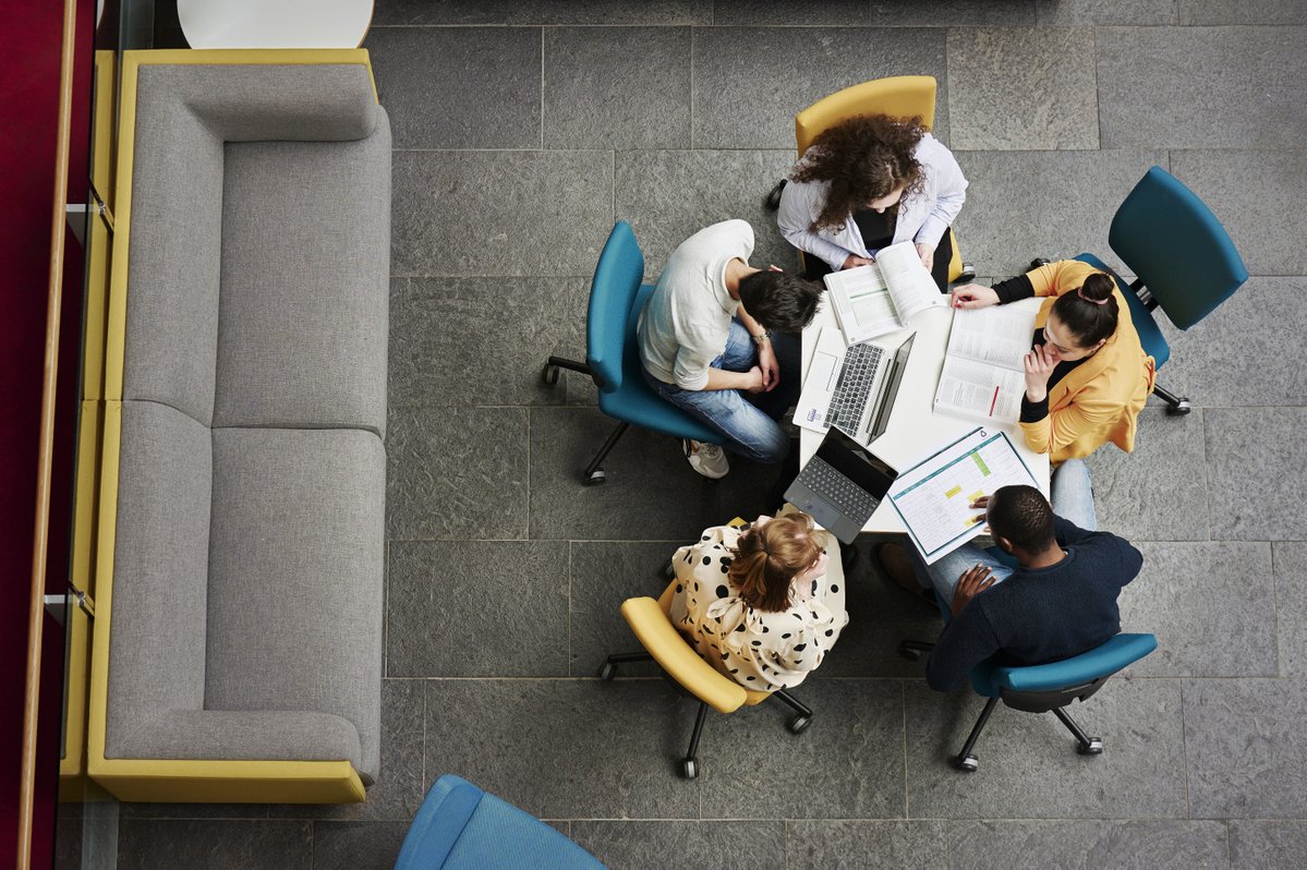 QueenMargaretUni tweet media