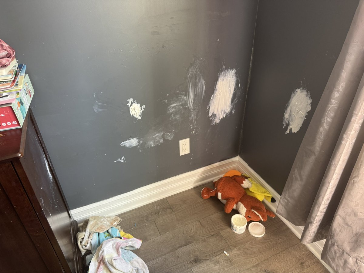 💋𝑭𝒍𝒖𝒇𝒇𝒚 𝑴𝒐𝒎❄️ tweet media