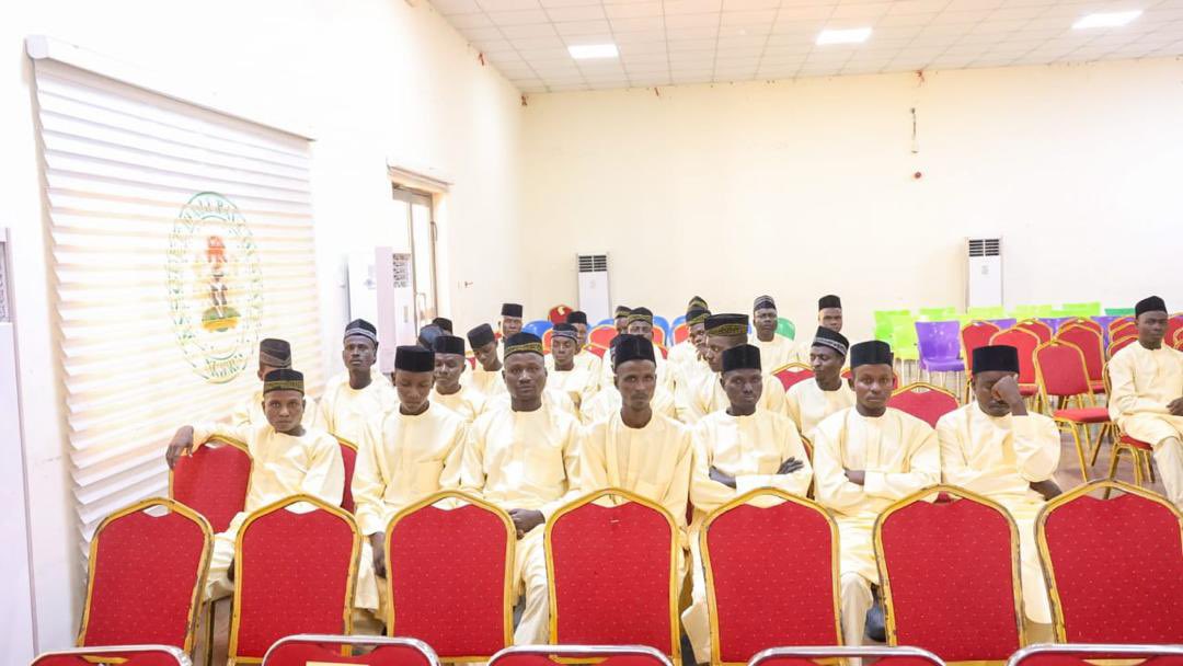LawalMuazBauchi's tweet photo. Governor Bala Grants Pardon to 73 Inmates

•Releases ₦3.8m for Fines

@SenBalaMohammed has granted state pardon to 73 inmates in correctional centres across the state, exercising his constitutional powers under Section 212 of the 1999 Constitution (as amended). https://t.co/SMdMemrTNS