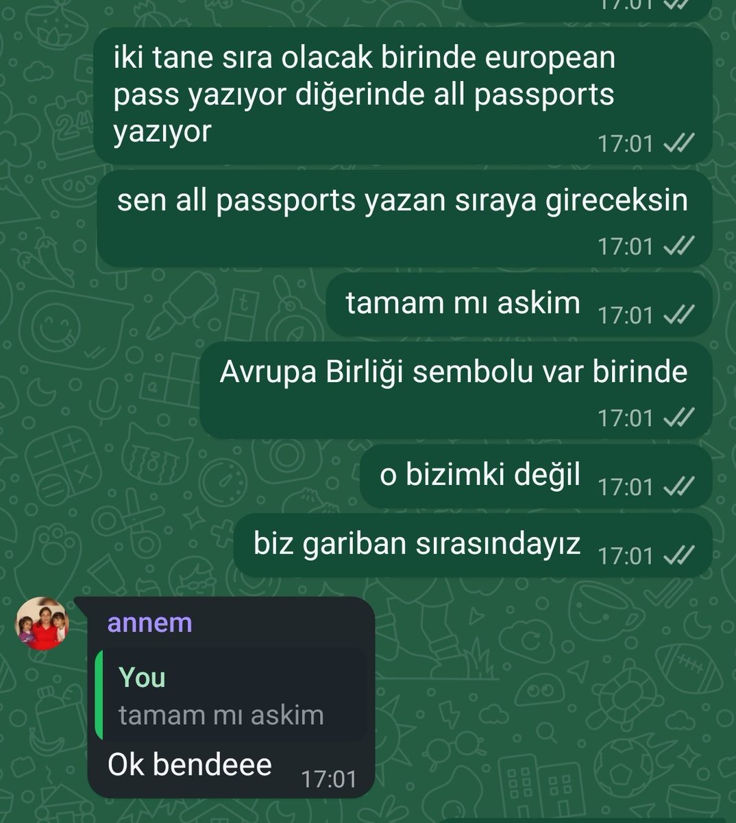55 yasinda ve 0 kelime ingilizce konuşan annecigimin ber pasaport kontrolündeki rahatlığı beni gercektn yok etti
ben nerdeyse aglicaktim ilk geldiğimde :Dddddd