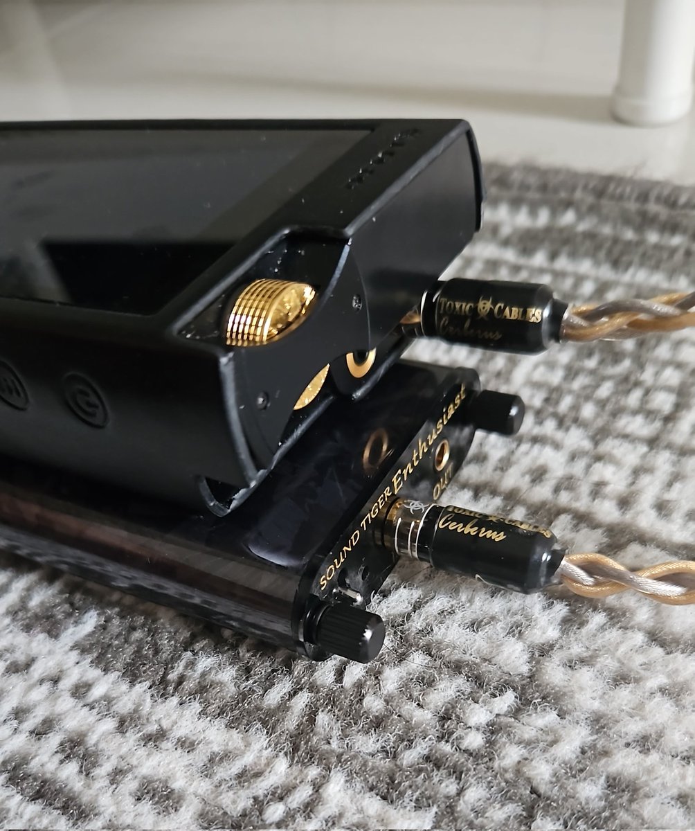 はんてん@うつせみワークス (@chiacchiere_) / Posts / X