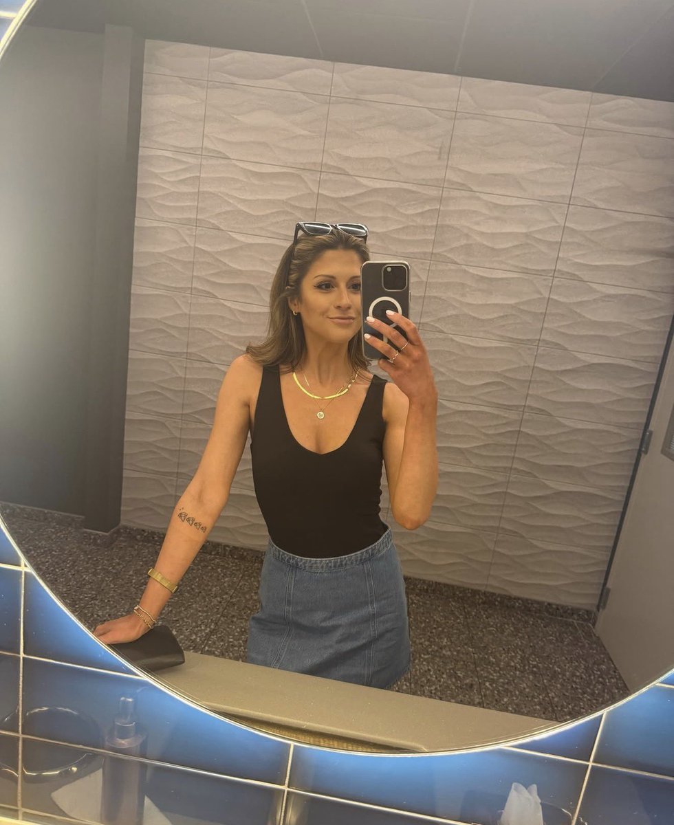 Lucy Burdge tweet media