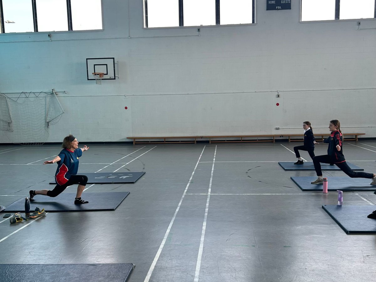 ScoilUiMhuiri's tweet image. 🧘‍♀️Well done to everyone who tried yoga at lunchtime today and thanks to Ms.Kirk for facilitating.  #womeninsportweek