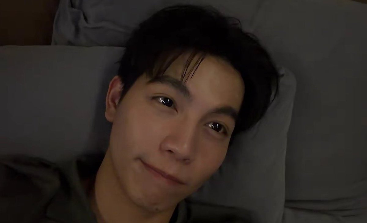 mninanaa's tweet photo. first kanaphan i cant handle all this omg https://t.co/7c5ZOgOlId