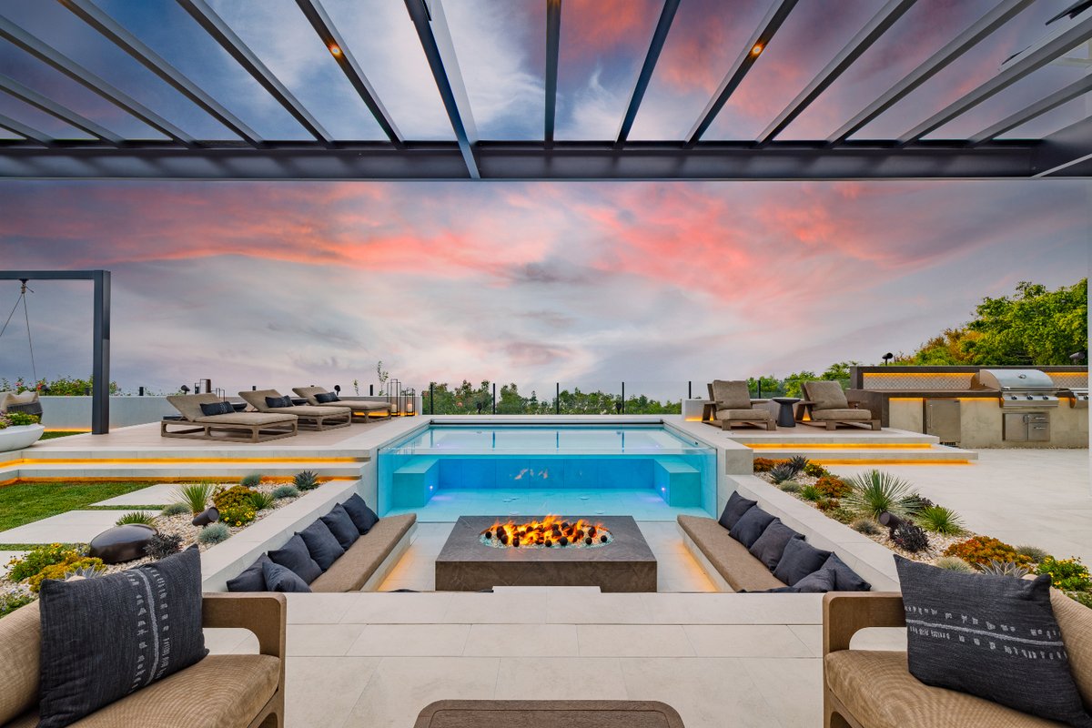ProscapesOC's tweet photo. Calimingo isn't just selling pools and outdoor living spaces…we are selling a lifestyle you deserve! 🦩✨
Tap the link in our bio to learn more and get a quote.
#CalimingoPools #ResortStyleLiving #BackyardParadise #LABackyard #OrangeCountyLiving #SoCalHome #CustomPoolDesign https://t.co/QRxjBeEIy7