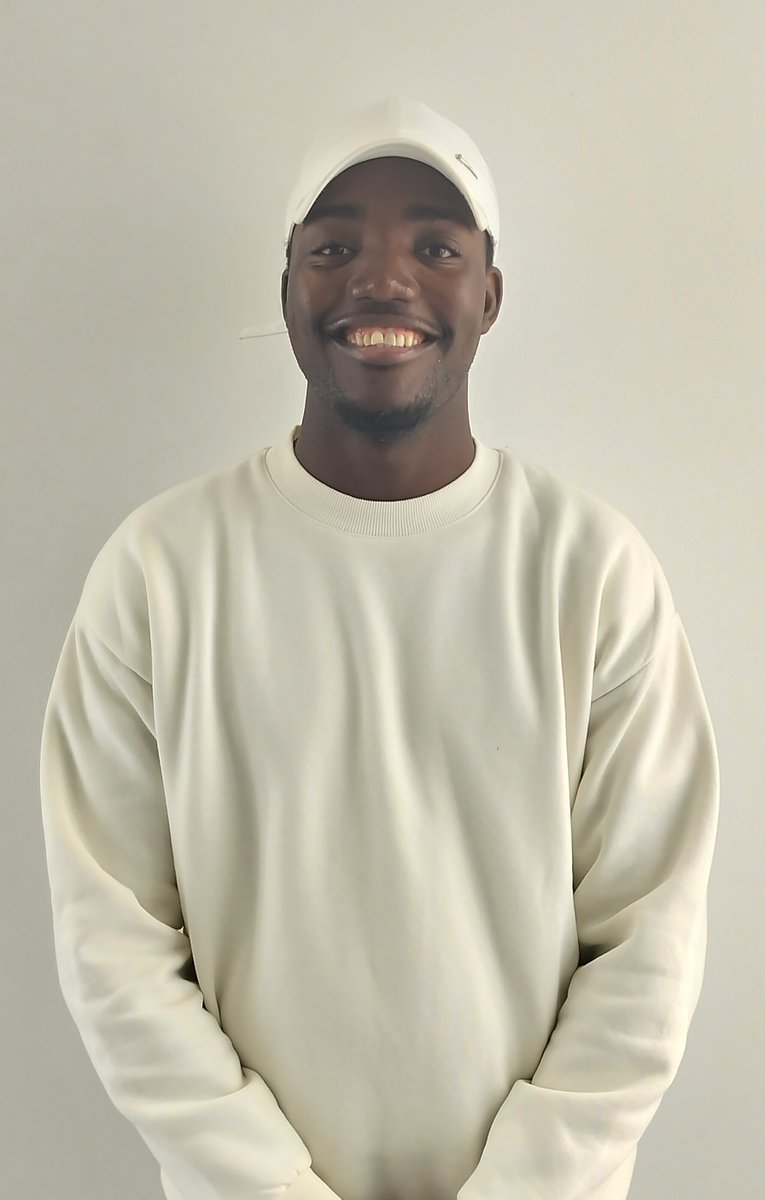 Meet our new researchers!
Shumpei and Sydney. Most welcome!

…-microalgaeresearchgroup.blogspot.com/2026/03/meet-o…