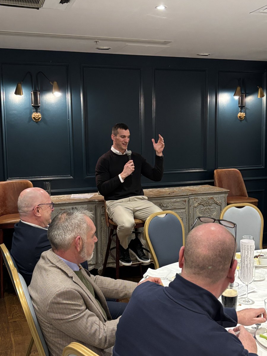 Under The Posts tweet media