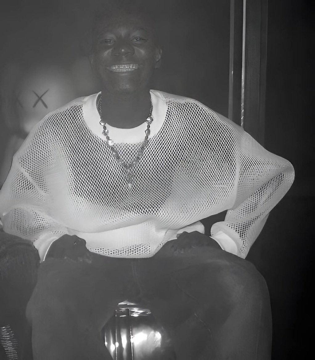 Muyeez_fp 🚀 tweet media