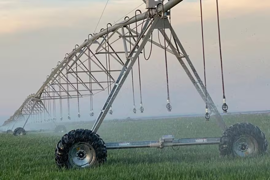 Impacto. Si la Argentina regara más las exportaciones podrían crecer en casi US$1000 millones y se crearían nuevos 27.000 empleos  lanacion.com.ar/economia/campo… via <a href="/LANACION/">LA NACION</a>/