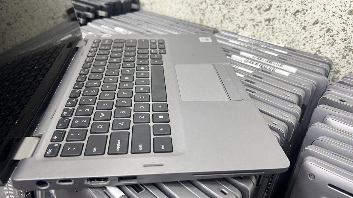 𝙉 𝙜 𝙤 𝙣 𝙞 𝙙 𝙯 𝙖 𝙨 𝙝 𝙚 tweet media