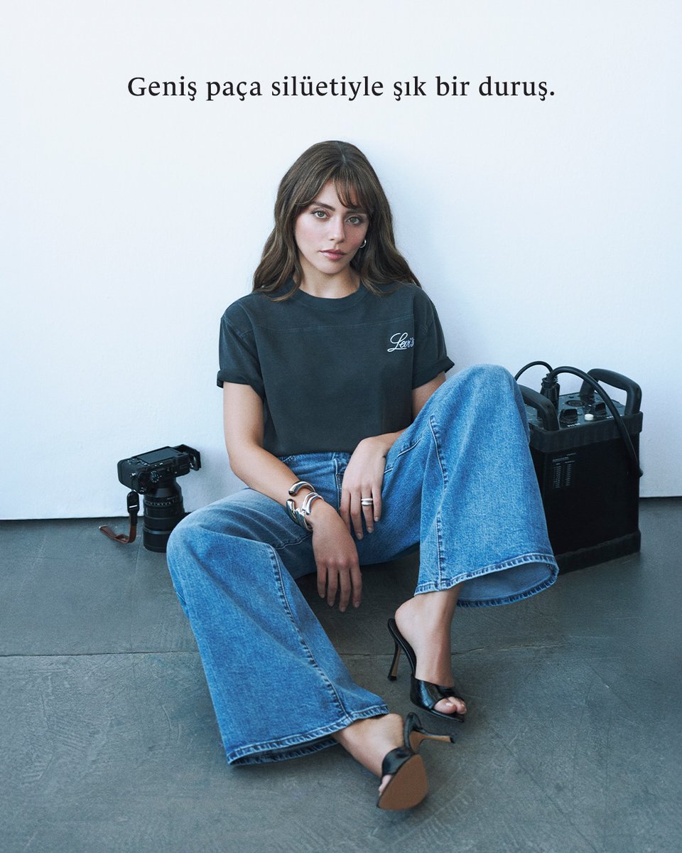 dojaaa_93's tweet photo. 🩶💥
Sila x Levi's 
#SılaTürkoğlu https://t.co/PK6ypNJfTw