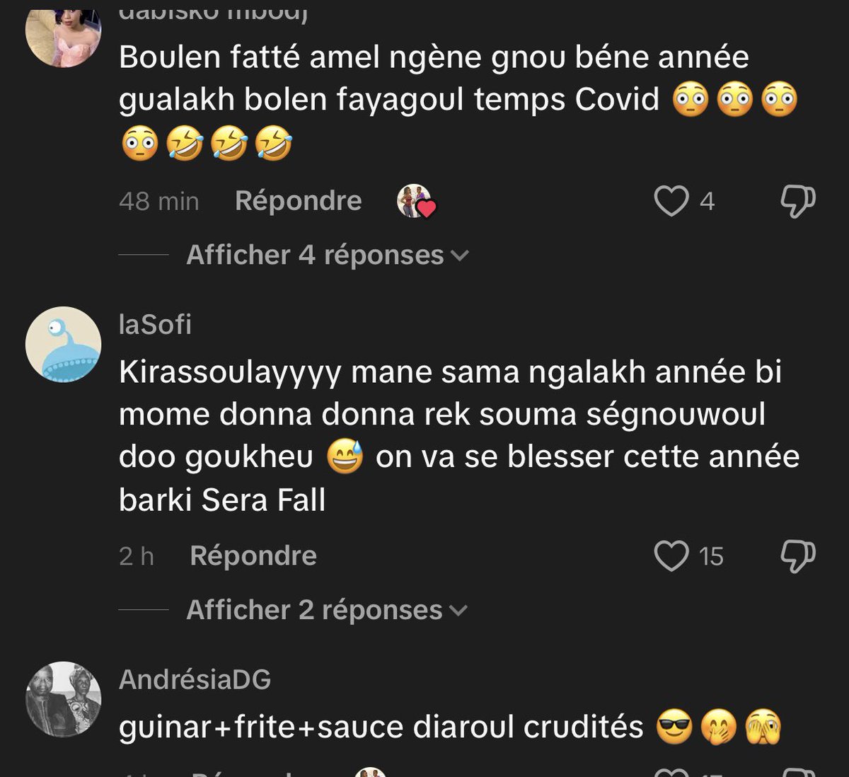 FatimaNdiathie's tweet photo. Les commentaires sous la publication. Sénégal Yalla tooèwougnou dara 😭😭😭🤣🤣🤣🤣. Walay j’adore mon pays. https://t.co/B3ttiF6TYy