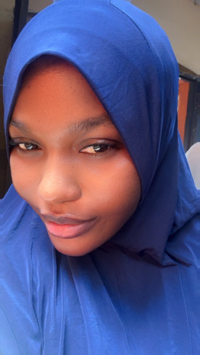 فائزة تنمولا❤️ tweet media