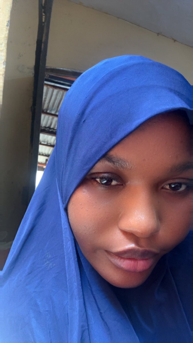 فائزة تنمولا❤️ tweet media