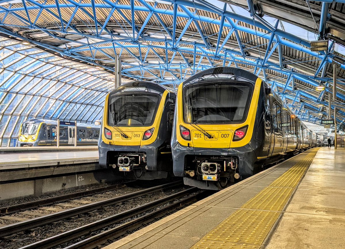 DownOnTheStour's tweet photo. Richmond - Willesden Junction ✅

With 455s not making an appearance it's back to station ticking with clearing another part of the Overground 🙌

#DOTS #trainphotography #railwayphotography #class387 #overground #mildmayline https://t.co/nMkc0iWeGw