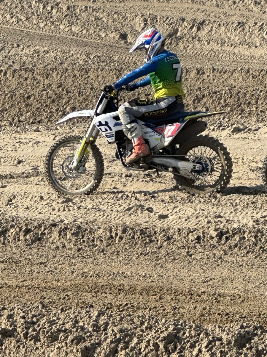 cris 59279 tweet media