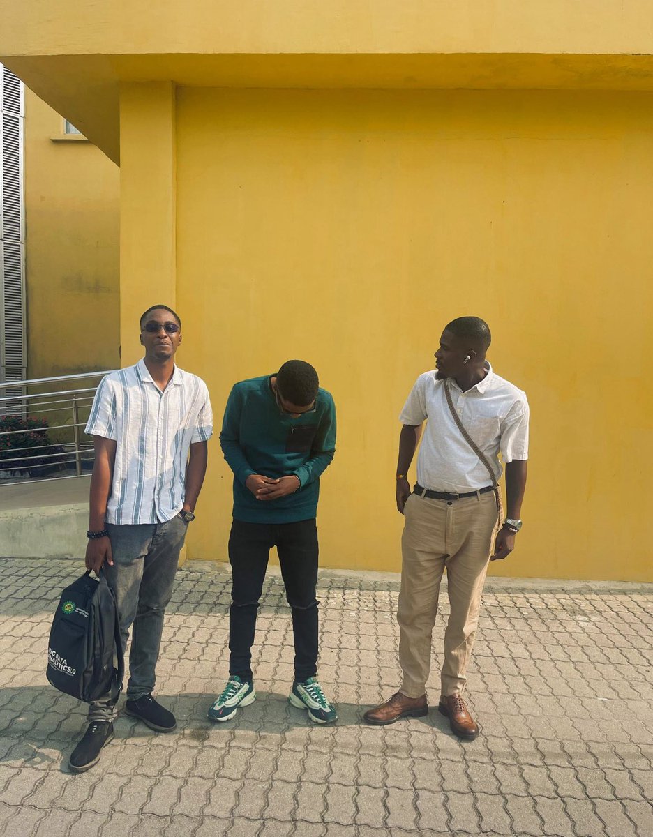 gogettacoco's tweet photo. My People, Get your MTN FibreX. Send a DM to know more about this unlimited internet https://t.co/ZTYRrW7oy8 will provide free router and also comes with free installation. Send a DM to get started..💯 https://t.co/YfK8NFiyDy