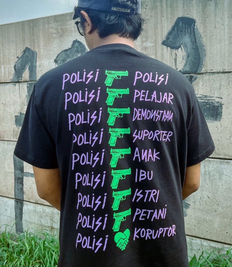 gedebugenjooy's tweet photo. @Beritasatu Polisi pembunuh idiot ga ada otak bangsat https://t.co/AbmSuM7LXA