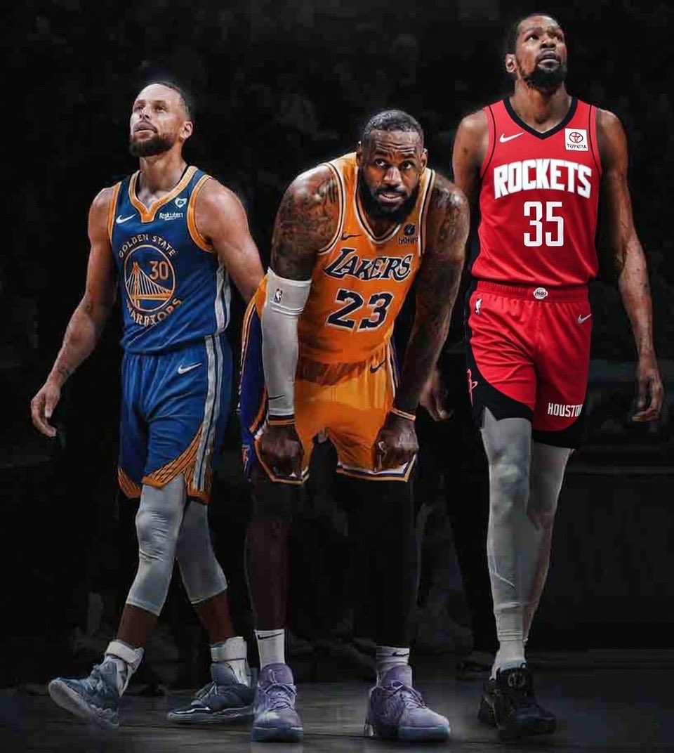 30problemz's tweet photo. LeBron is 41
Curry is 38
Durant is 37
Westbrook is 37
Harden is 36
Klay is 36
Dame is 35
Paul George is ass

The era we grew up watching is coming to an end 💔 https://t.co/lNV3YQ1CDf