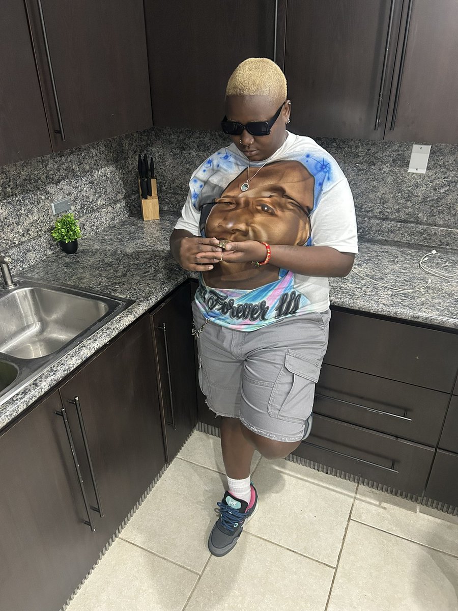 smooth operator tweet media