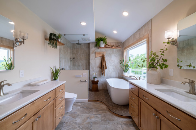TinaBeane7's tweet photo. Everyone loves the Before &amp; After!  Check out these serene bathrooms. #bathroomreno #NCrealestate #triadrealtor #costvsvalue https://t.co/EKczUFkSLz https://t.co/bjapAVwcn5