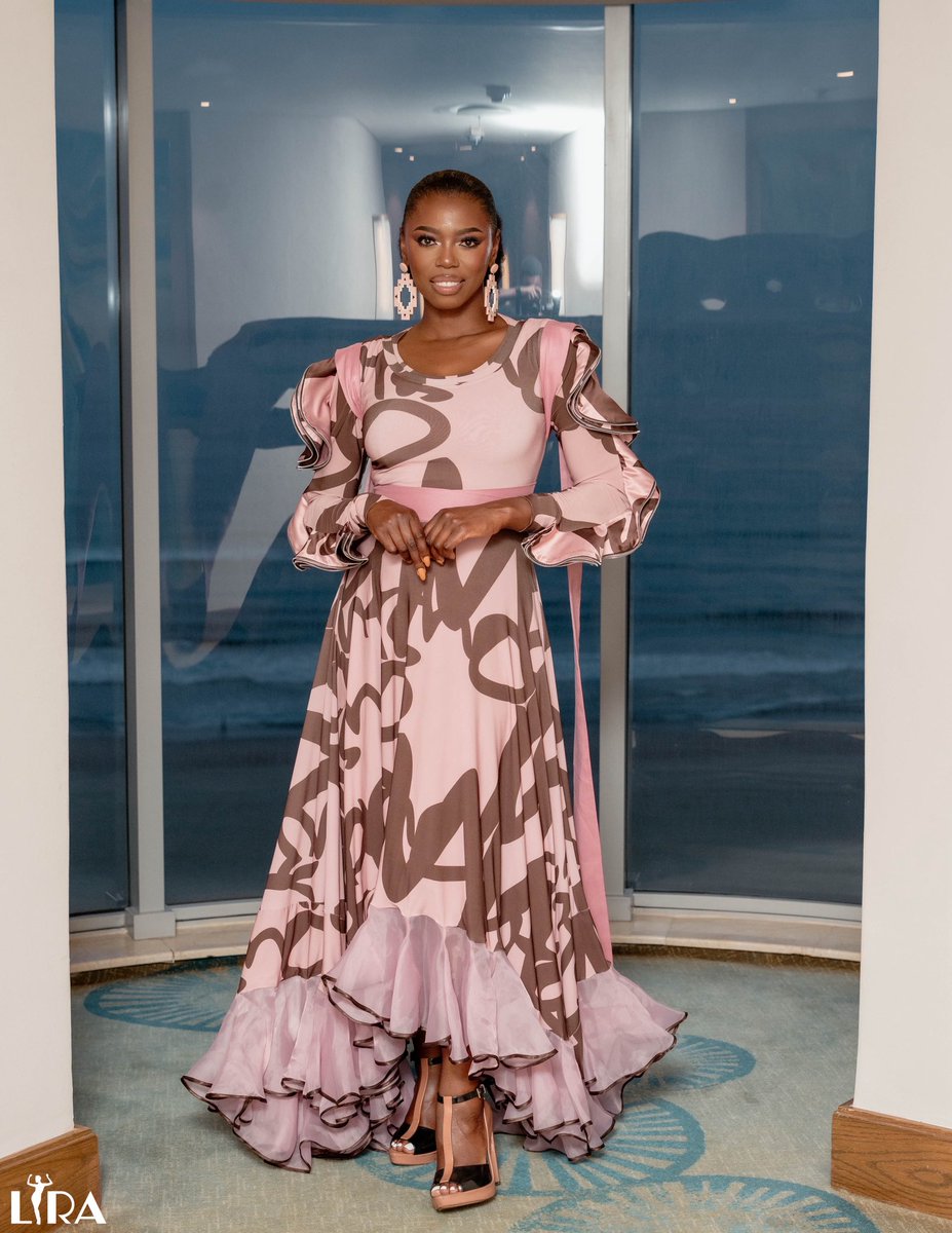 Miss_LIRA's tweet photo. Alive and well -#grateful #Blessed https://t.co/9WuhlkFuy4