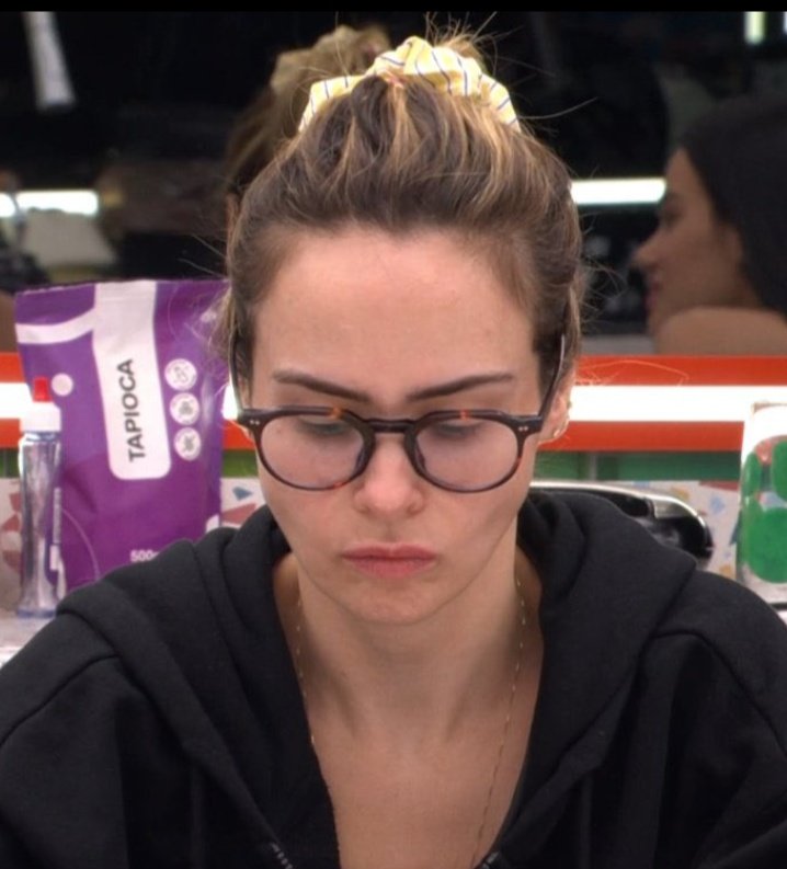 ANA PAULA ESTÁ COM FOME 
ANA PAULA ESTÁ COM FOME 
PELO AMOR DE DEUS <a href="/bbb/">Big Brother Brasil</a> ???!
BABU ESTA FALANDO PARA OS OUTROS NÃO DEIXAR COMIDA PARA A ANA PAULA !!!!!!!!!!! 
#BBB26 <a href="/tadeuschmidt/">Tadeu Schmidt</a> <a href="/tvglobo/">TV Globo 📺</a> 
ISSO NÃO É ENTRETENIMENTO, ISSO DOI! 

BABU EXPULSO 🚨