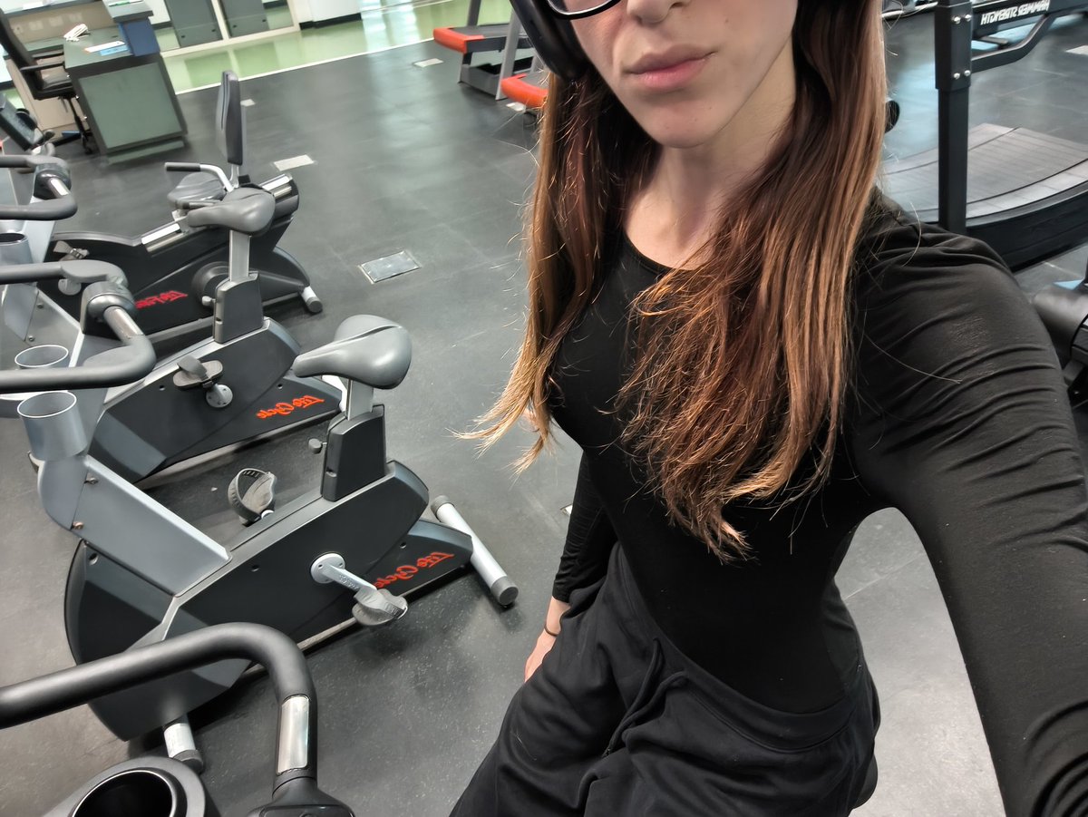 laura 🎶 tweet media