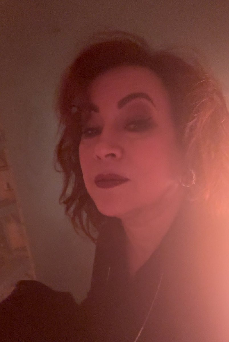 Jennifer Tilly tweet media