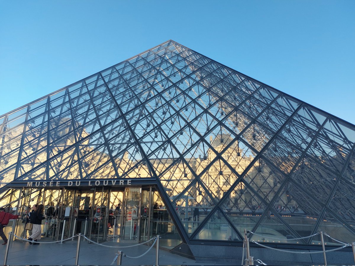 KyleGHistory's tweet image. I'm going in. I may be a while...

#Louvre #Museums #France