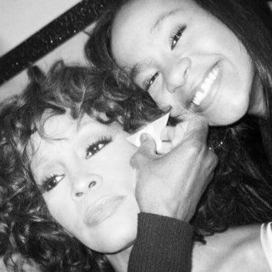❥•. happy birthday to Bobbi Kristina. she would have been 33 today ❤︎