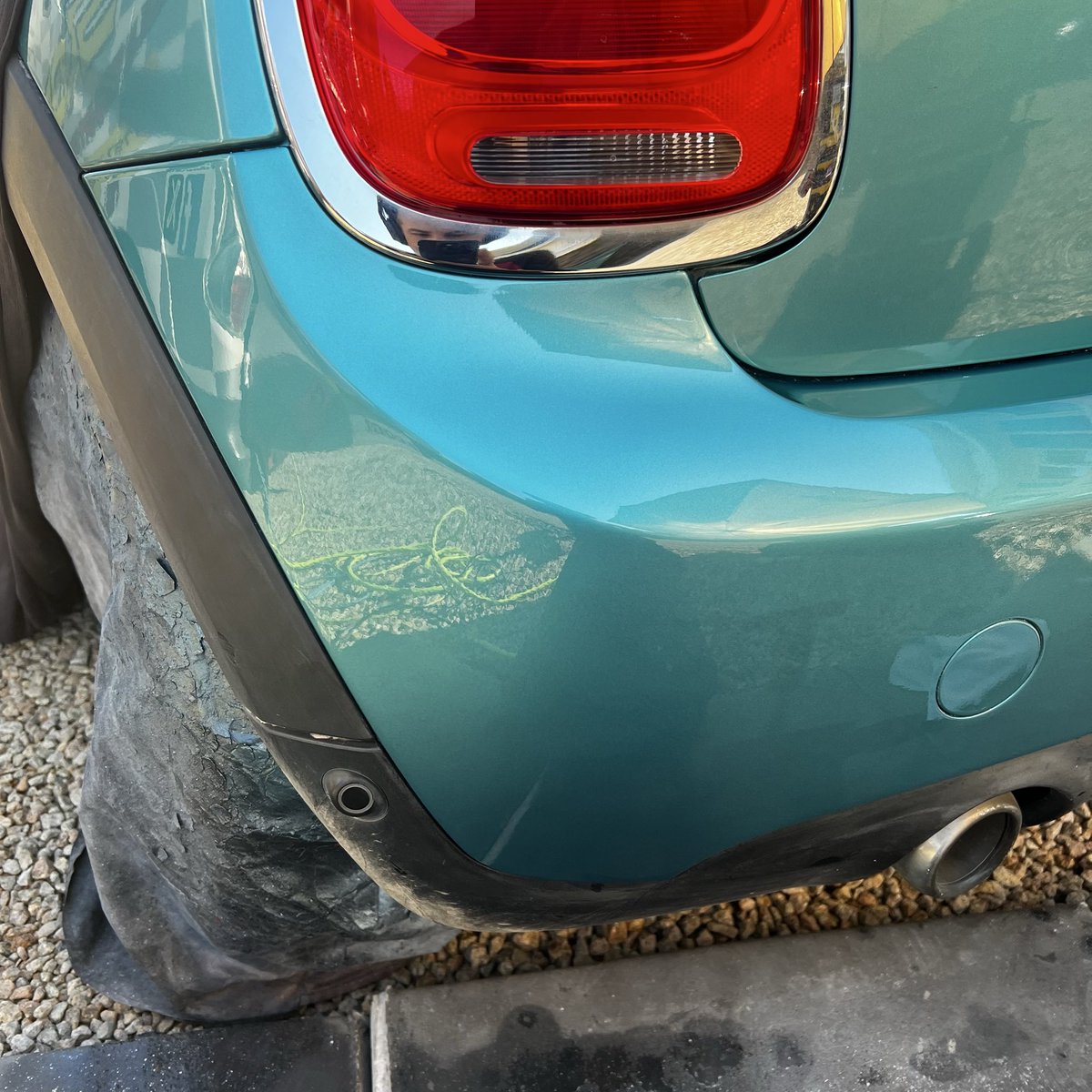 Bumper scuff like this?
This is exactly what SMART repair is for.

No drop-off. No disruption.
Repaired on the driveway, even with the weather doing its thing.

✔ Local bumper damage
✔ Mobile repair
✔ Tidy, blended finish

Online quote via photos
pitstopjsy.com