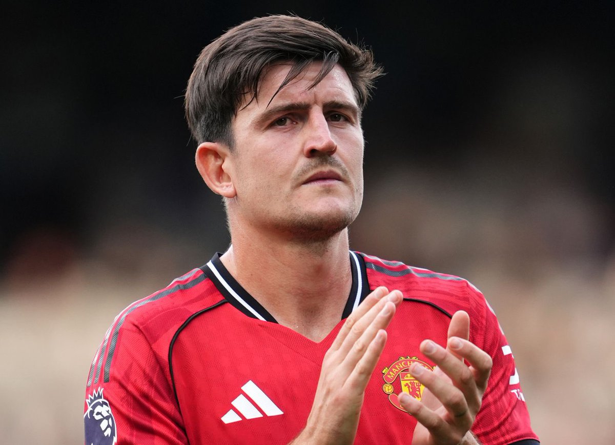🚨 Harry Maguire’s retrial in Greece now at fifth attempt.

Maguire has been found guilty of non-serious assault and handed suspended 15-month sentence, reduced from original 21 months.

Maguire is expected to launch an appeal and always said he did nothing wrong.<a href="/FabrizioRomano/">Fabrizio Romano</a>