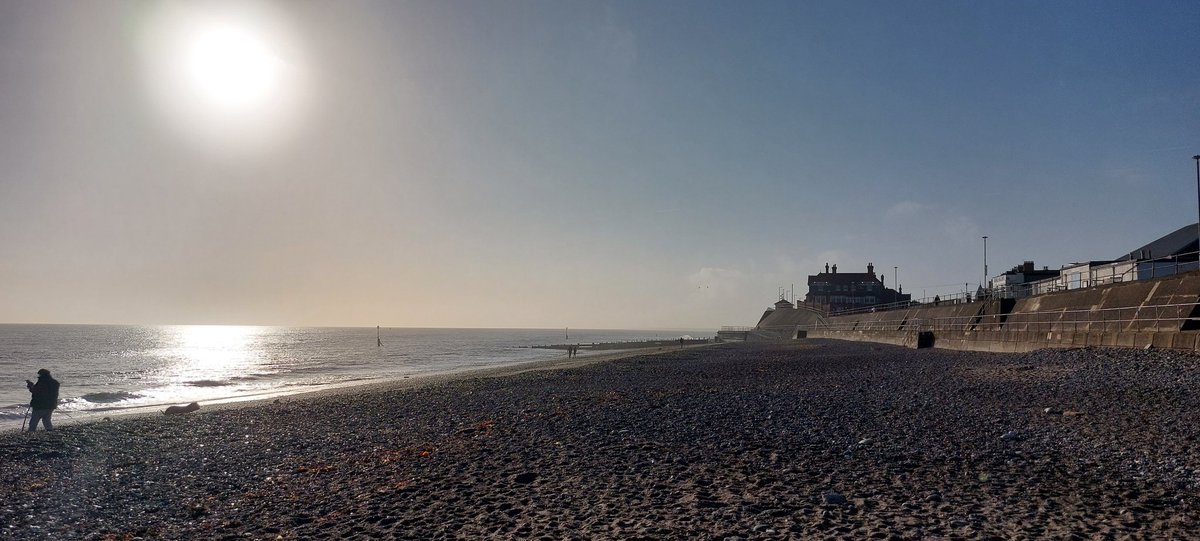 DR SIMON LEE tweet media