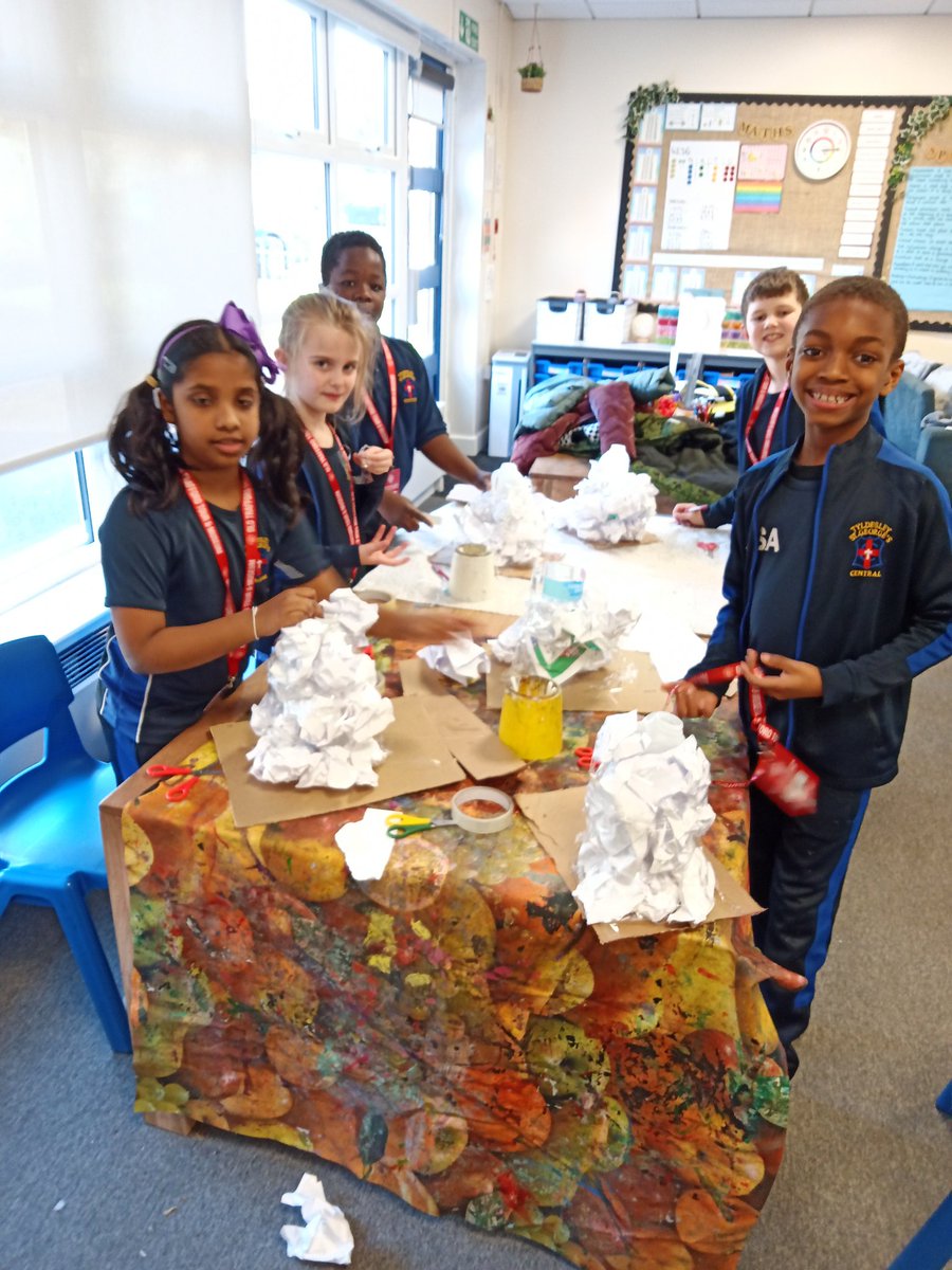 Miss Billington tweet media