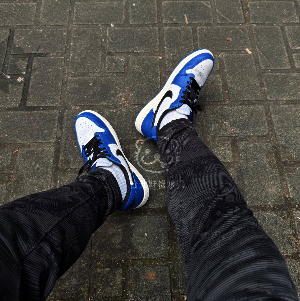 台北鞋襪水獺 tweet media