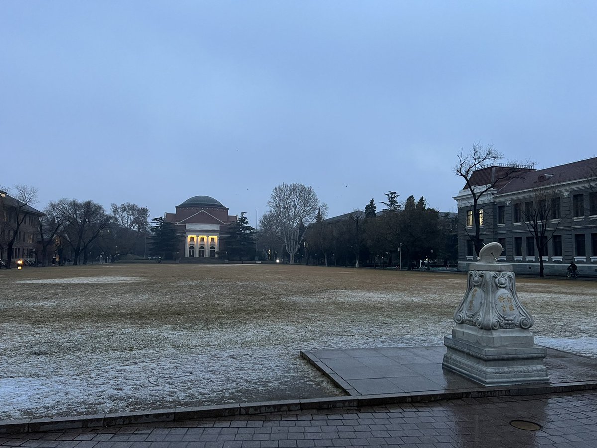 JOHNATLIBR tweet media