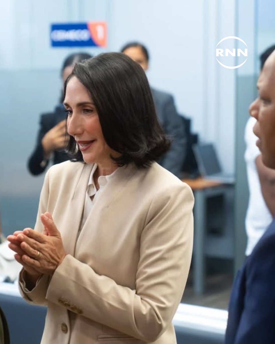 Noticias RNN tweet media