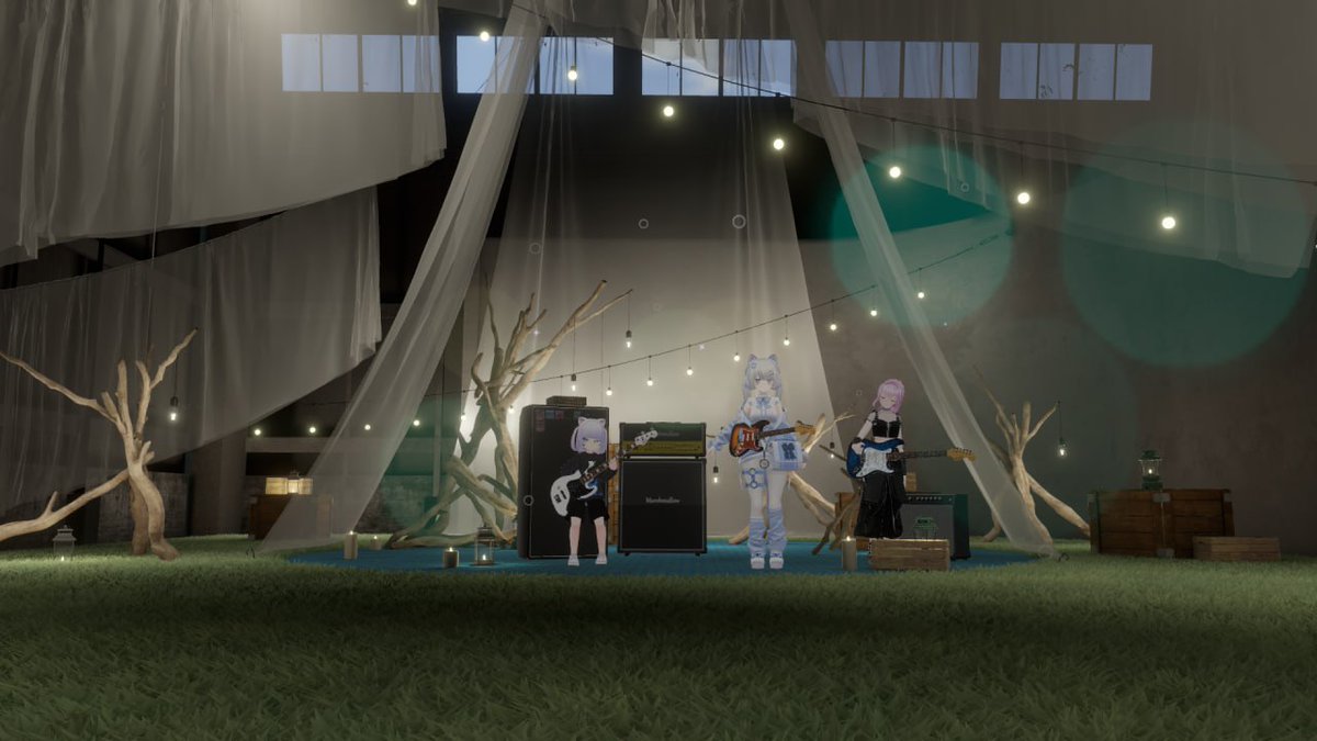 SlyFirefly tweet media