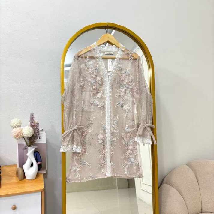 whosathda's tweet photo. Alea outer - tunic outer : https://t.co/5GddUOTQck https://t.co/kk9iimtZPP
