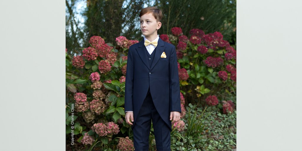 charlesclassco's tweet photo. Children’s Wedding Suit - tailcoat ✔︎ trousers ✔︎ waistcoat ✔︎ shirt ✔︎ adjustable dickie bow ✔︎ pocket square ✔︎ ... Plus FREE 🇬🇧 delivery.

The ultimate boys wedding suit 0-14 years. Be smart and don't pay hire prices - from just £44 to buy!

https://t.co/m9Ee6IeYrD https://t.co/ziSYPQrAnQ