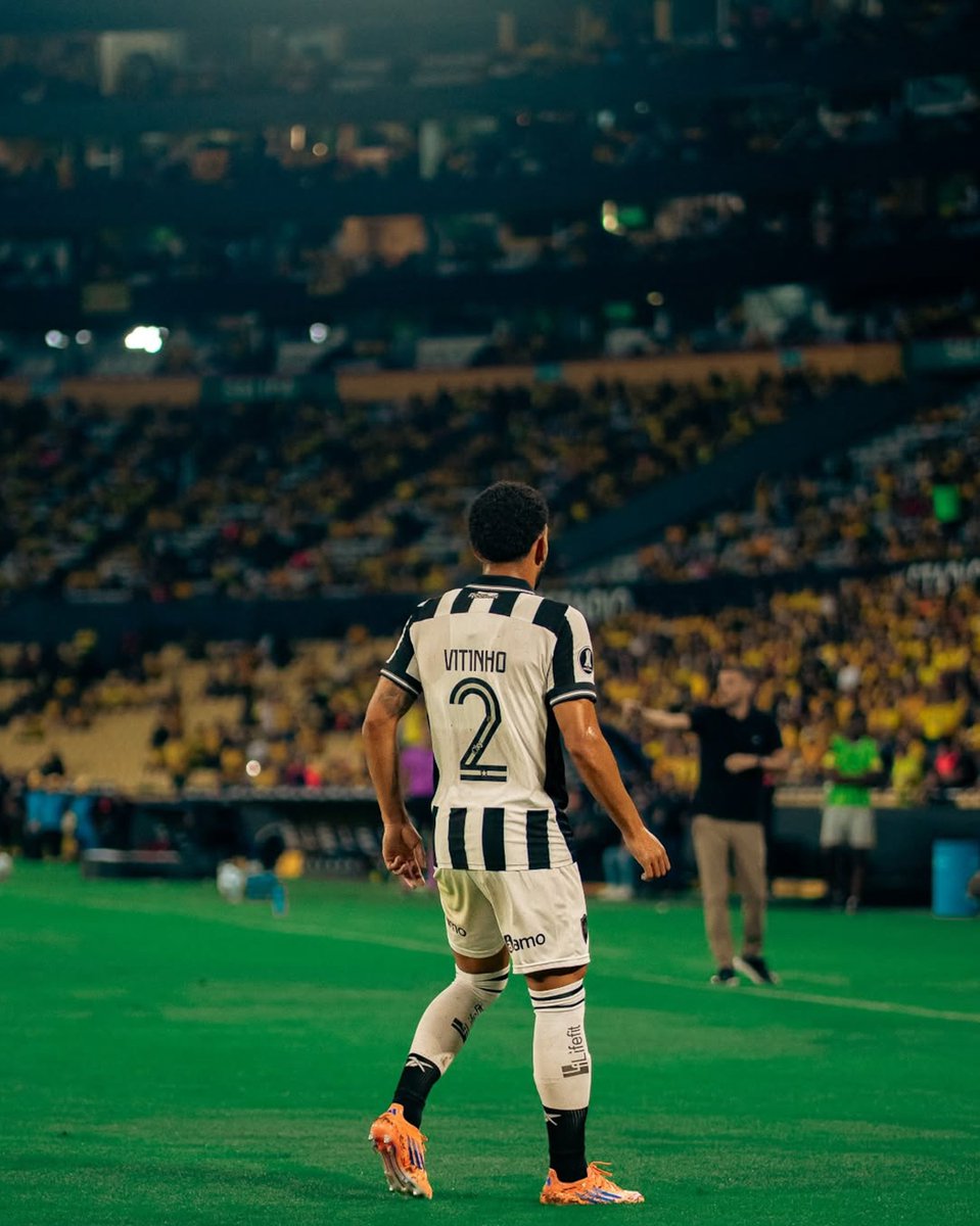 O melhor lateral-direito do Brasil.