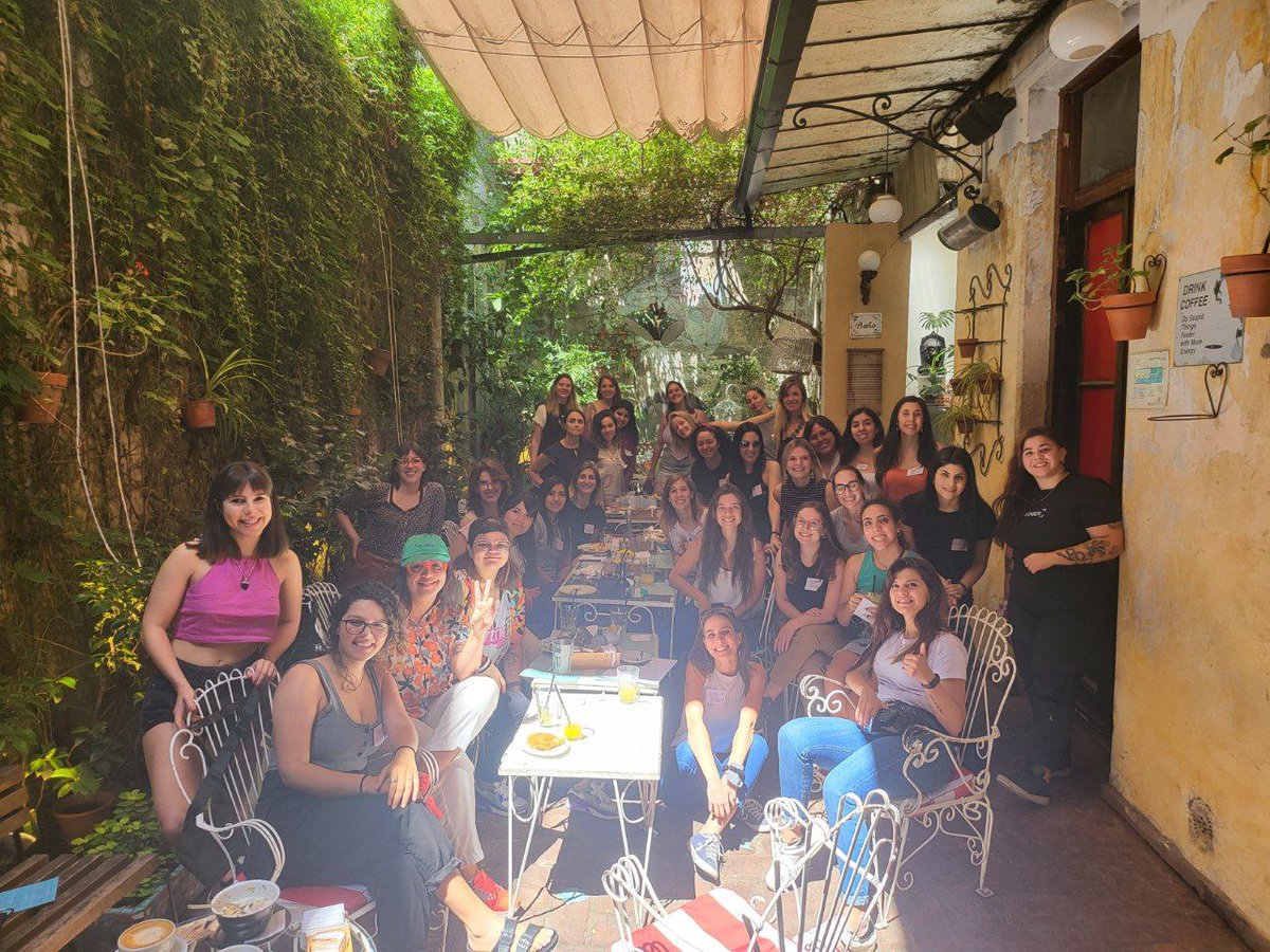 Mujeres en Crypto 🔮 tweet media