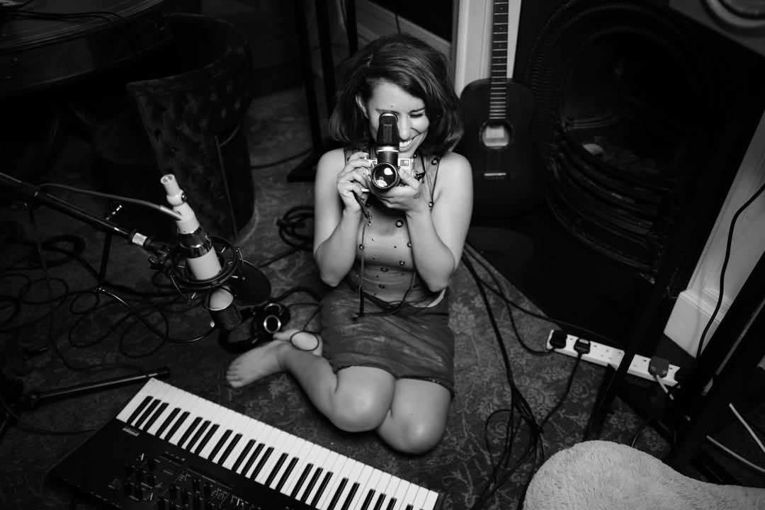 RAYE México tweet media