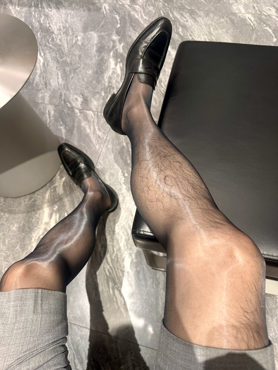 blacksocks tweet media