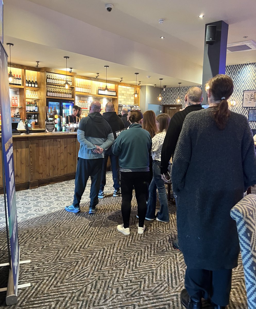 No Context Brits tweet media