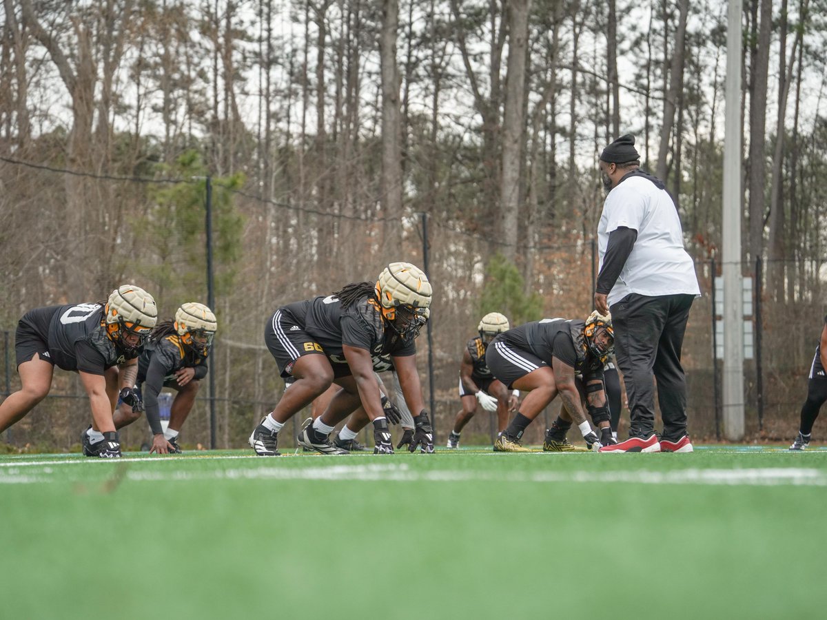 Kennesaw State Football tweet media