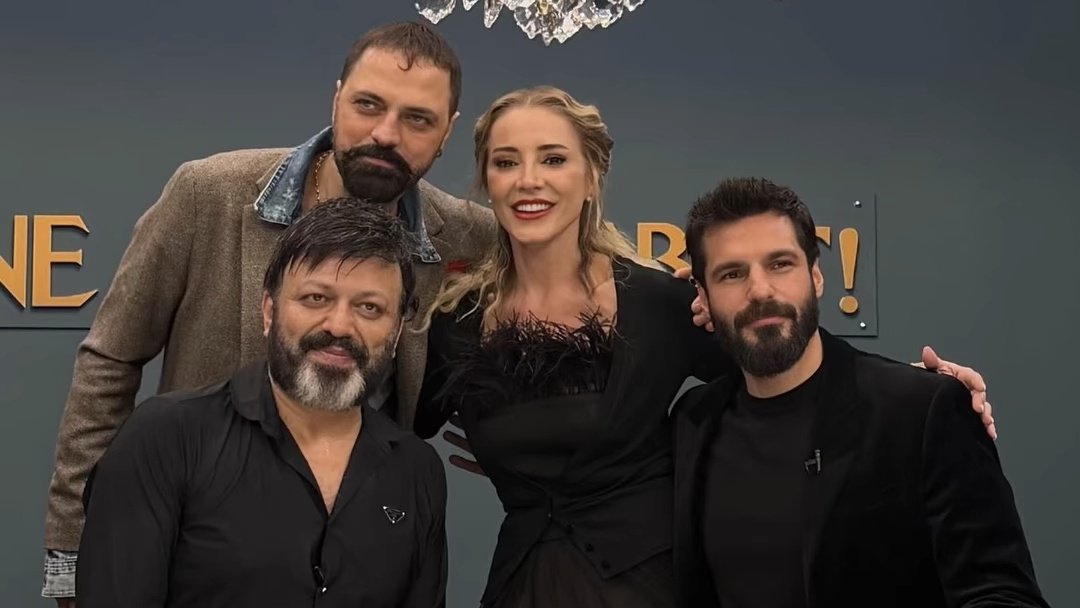 Dolunay Soysert'in sunduğu Ne Münasebet programının yeni bölüm konukları; Ertan Saban, Serhat Kılıç ve Serkan Çayoğlu...