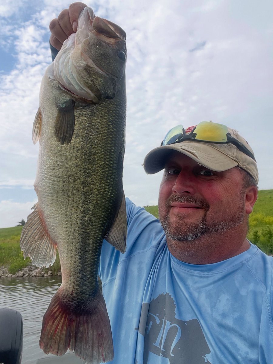 RyanGlatter's tweet photo. Let’s see what 2026 will bring for some big girls 🎣🐖🍀💚🦅🇺🇸  2025 was an epic year of bigs for little ole Nebraska❤️ https://t.co/k0aZSVO2bw