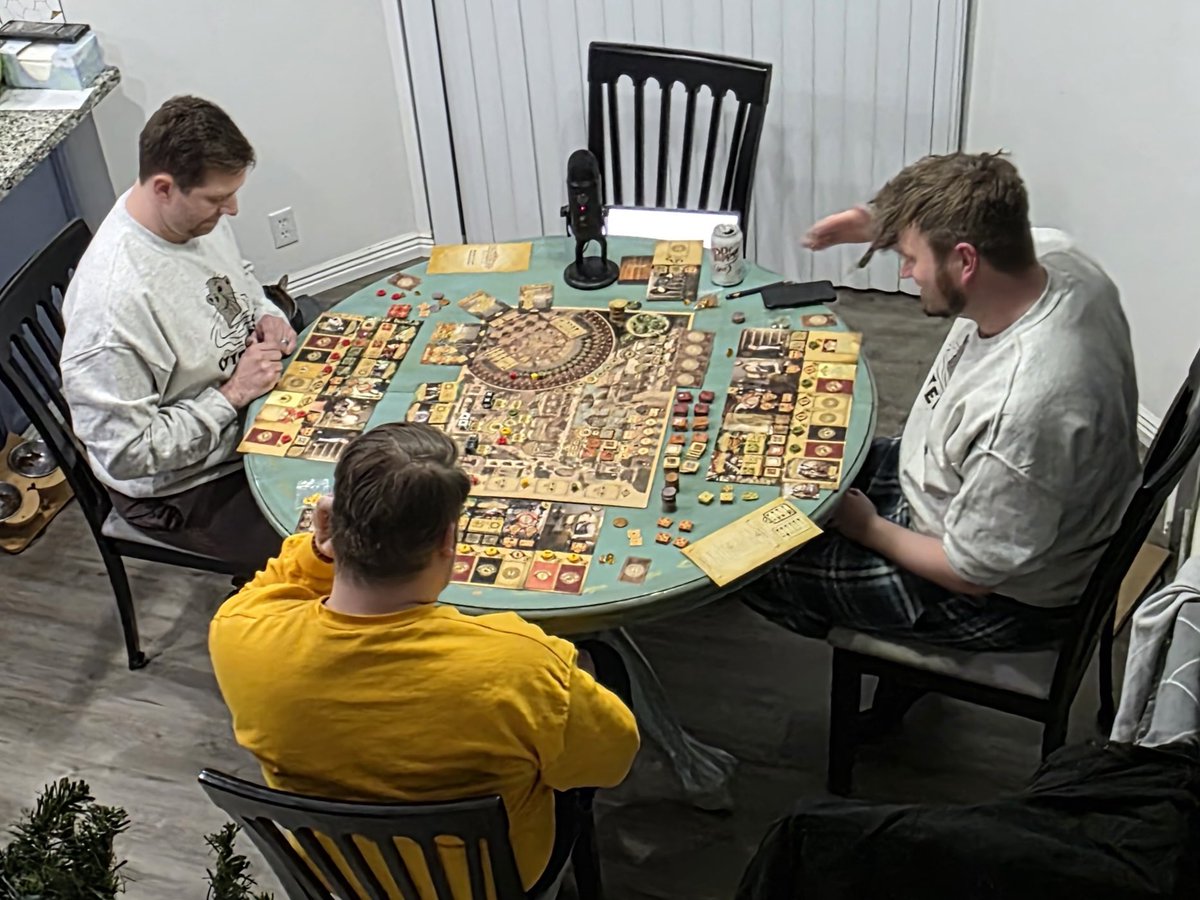 Friend & Foe Adventure Co tweet media